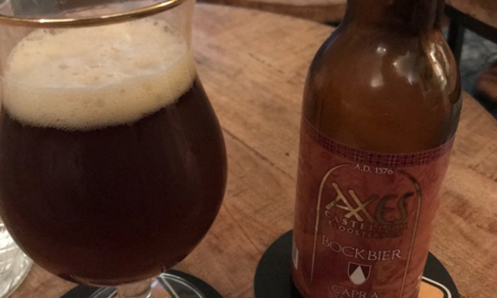 Capra Sanctus Bock bier flesje en glas